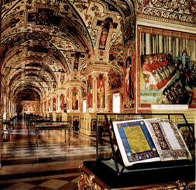 Visão interna da Biblioteca do Vaticano