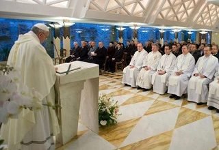 Papa faz homilia na capela da Domus Sanctae Marthae