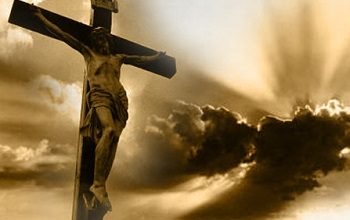 Só Cristo é o centro de tudo