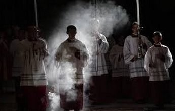 ESCLARECENDO DÚVIDAS SOBRE MISSA NOVA E A MISSA TRIDENTINA