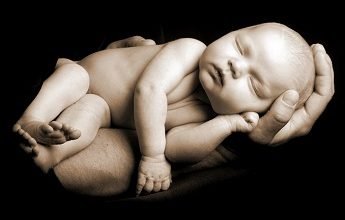 Grave crise moral na Igreja: Papa concede que padres absolvam o pecado do aborto