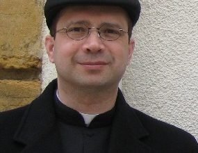 Padre Ricardo Ruiz Vallejo