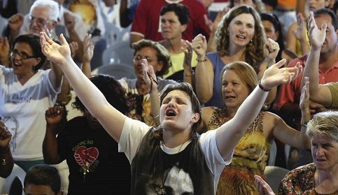 A ESCULHAMBAÇÃO E A DESMORALIZAÇÃO NA IGREJA CATÓLICA