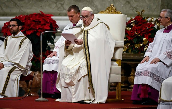 Natal. Dom Sacchi: Deus por nós se fez, frágil, pobre e indefeso como uma  criança - Vatican News